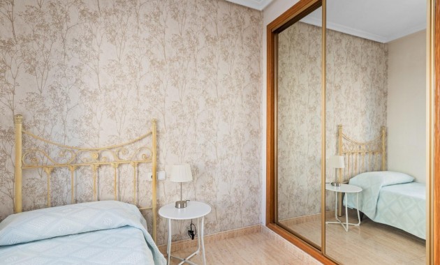 Herverkoop - Appartement / flat -
Guardamar del Segura - CENTRO