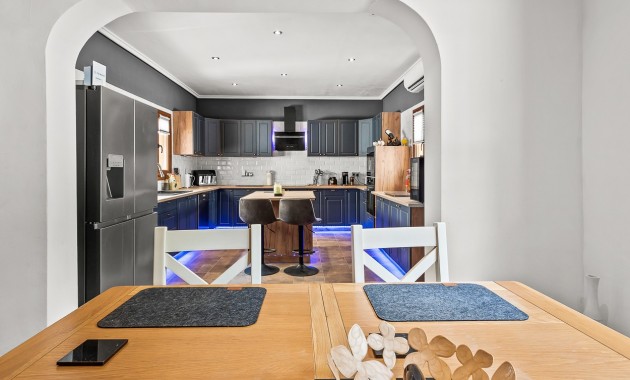 Herverkoop - Country Property/Finca -
Torremendo