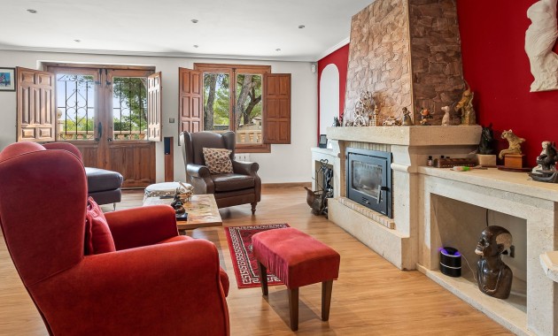 Herverkoop - Country Property/Finca -
Torremendo