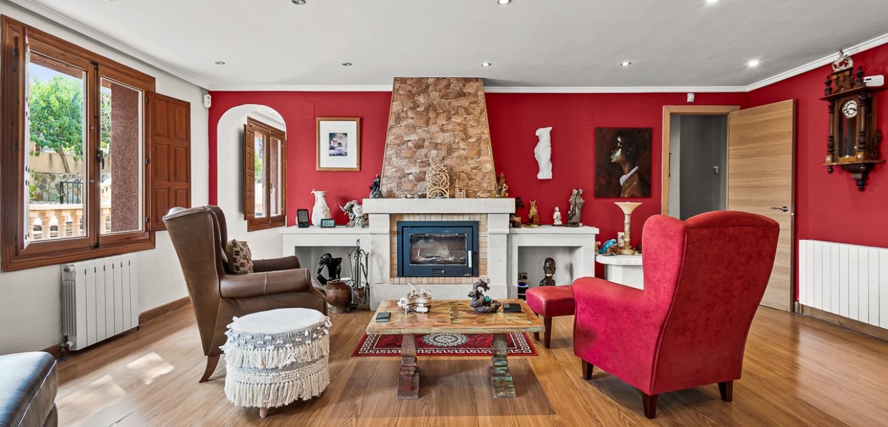 Herverkoop - Country Property/Finca -
Torremendo