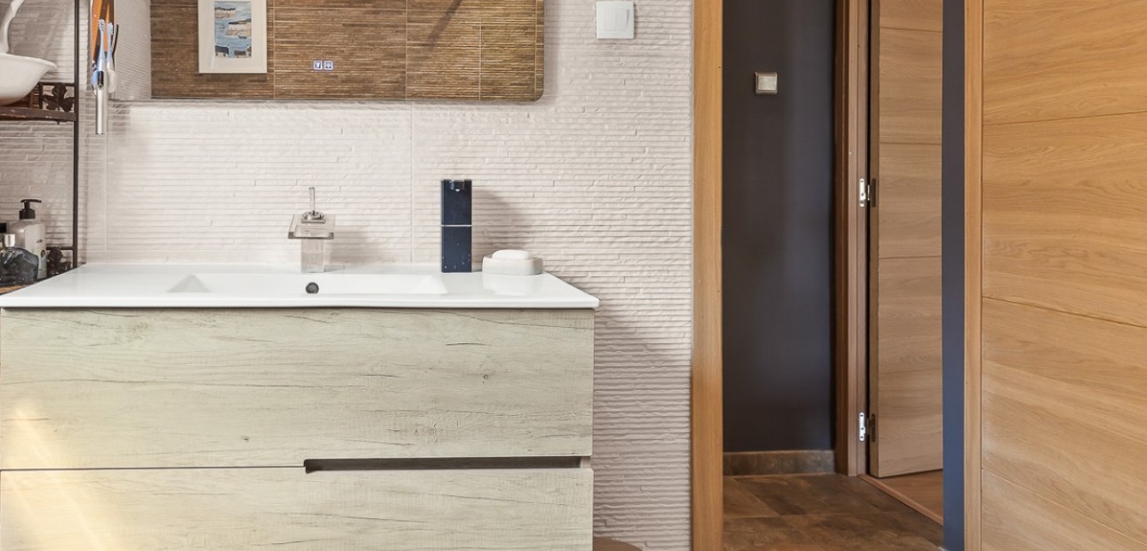 Herverkoop - Country Property/Finca -
Torremendo