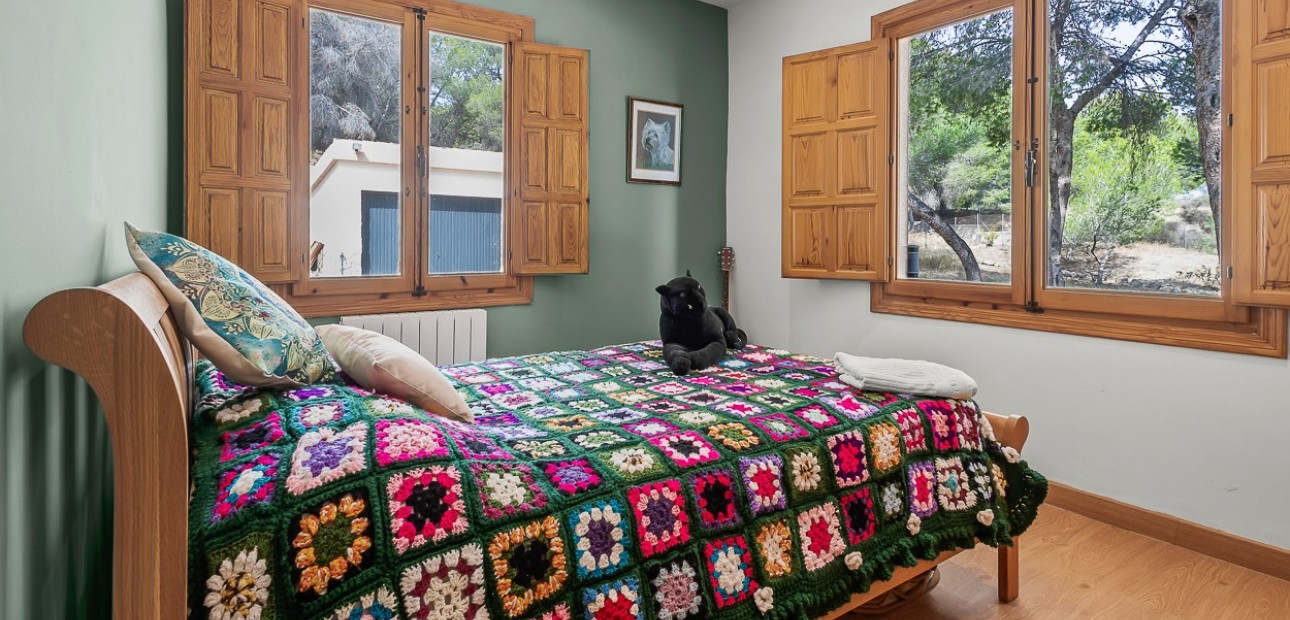 Herverkoop - Country Property/Finca -
Torremendo