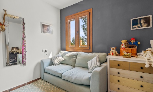 Herverkoop - Country Property/Finca -
Torremendo