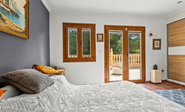 Herverkoop - Country Property/Finca -
Torremendo