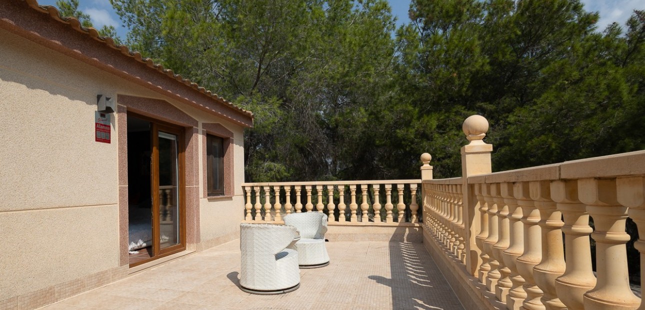 Herverkoop - Country Property/Finca -
Torremendo