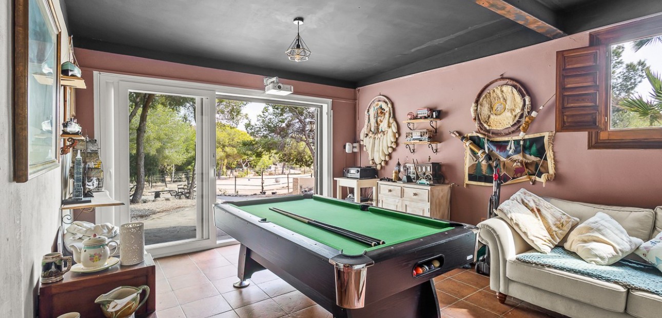 Herverkoop - Country Property/Finca -
Torremendo