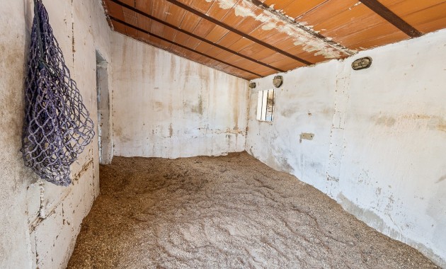 Herverkoop - Country Property/Finca -
Torremendo