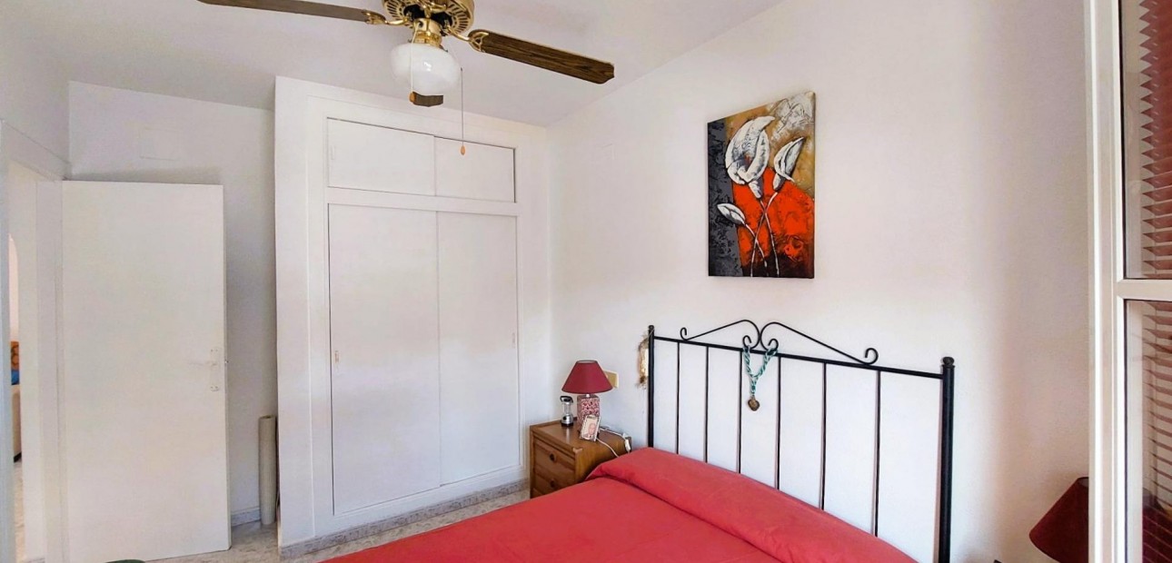 Herverkoop - Bungalow -
Orihuela Costa - Playa Flamenca