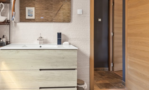 Herverkoop - Country Property/Finca -
Torremendo