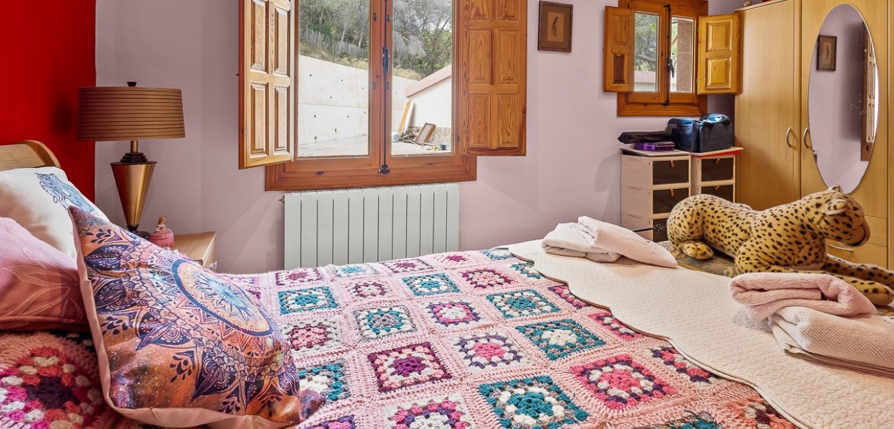 Herverkoop - Country Property/Finca -
Torremendo