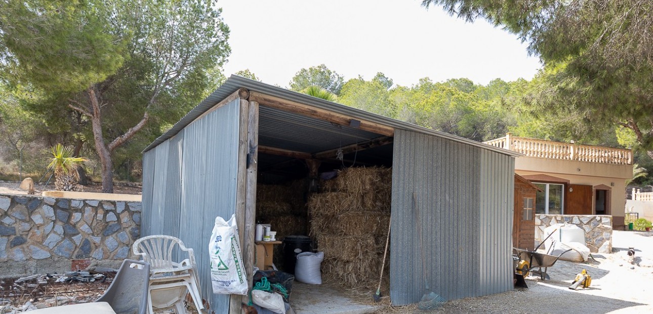 Herverkoop - Country Property/Finca -
Torremendo