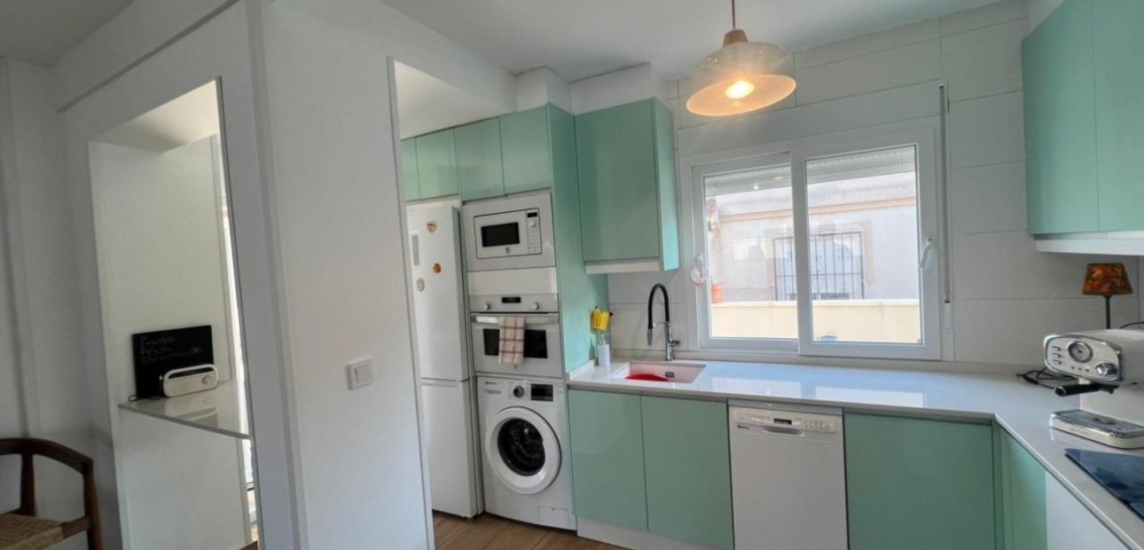 Sale - Villa -
Torrevieja - Aguas Nuevas