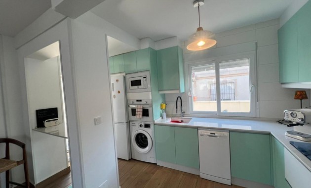 Sale - Villa -
Torrevieja - Aguas Nuevas