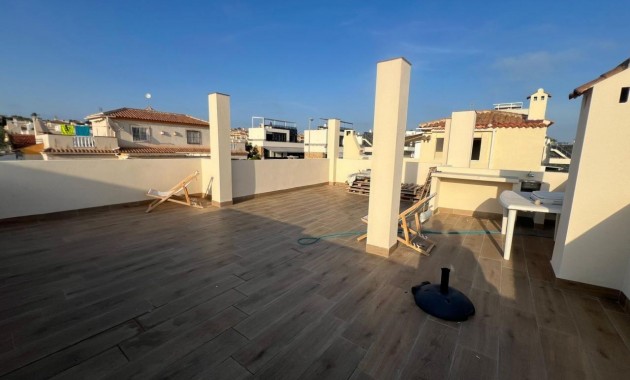 Sale - Villa -
Torrevieja - Aguas Nuevas