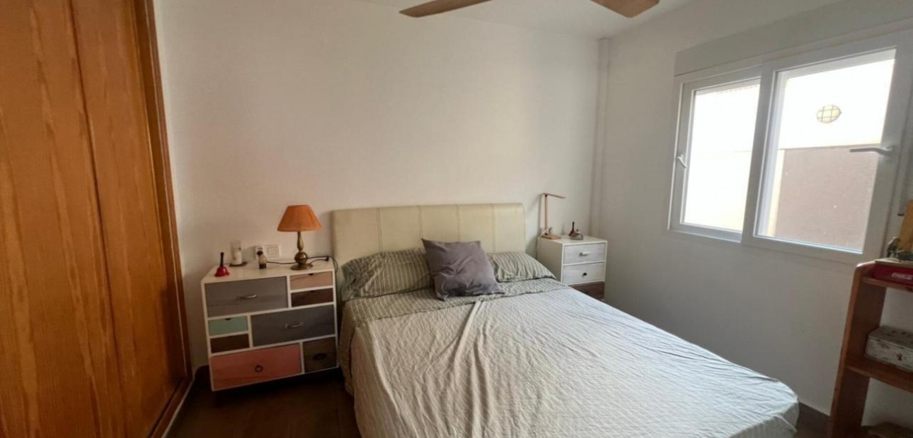 Sale - Villa -
Torrevieja - Aguas Nuevas