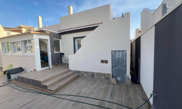 Sale - Villa -
Torrevieja - Aguas Nuevas