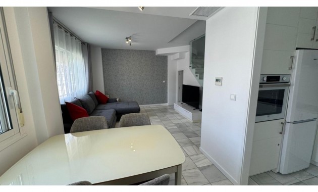 Sale - Villa -
Torrevieja - Aguas nuevas 2