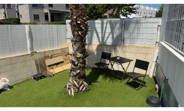 Sale - Villa -
Torrevieja - Aguas nuevas 2