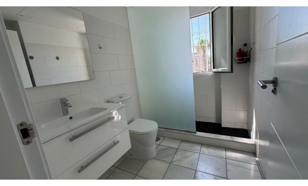 Sale - Villa -
Torrevieja - Aguas nuevas 2