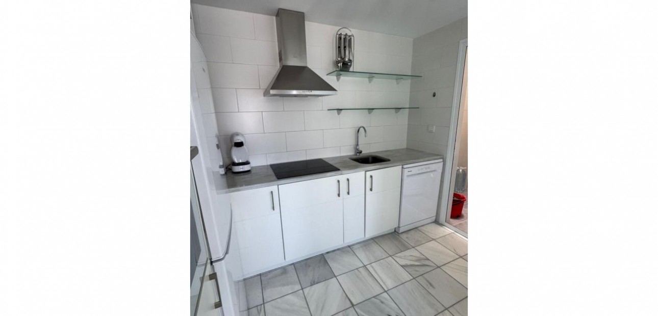 Sale - Villa -
Torrevieja - Aguas nuevas 2