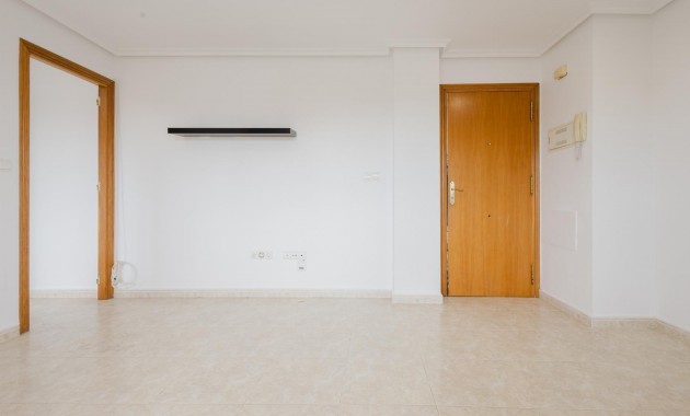 Sale - Apartment / flat -
Torrevieja - Playa de los locos