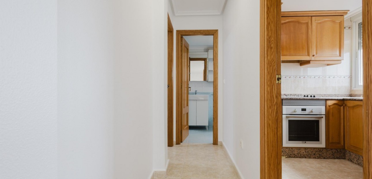 Sale - Apartment / flat -
Torrevieja - Playa de los locos