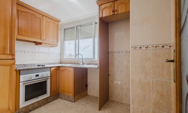 Sale - Apartment / flat -
Torrevieja - Playa de los locos