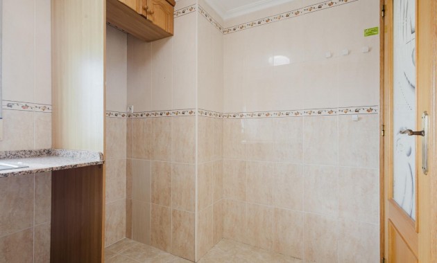 Sale - Apartment / flat -
Torrevieja - Playa de los locos