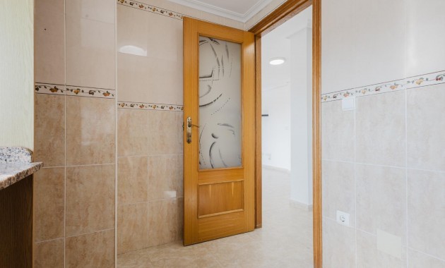 Sale - Apartment / flat -
Torrevieja - Playa de los locos