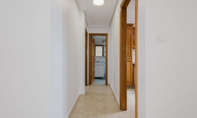 Sale - Apartment / flat -
Torrevieja - Playa de los locos