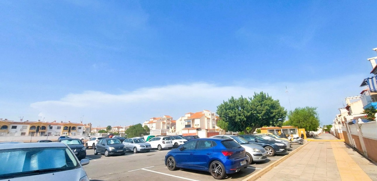 Venta - Bungalow -
Orihuela Costa - Playa Flamenca