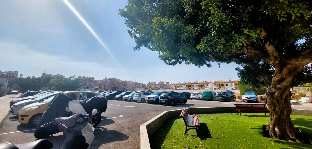 Venta - Bungalow -
Orihuela Costa - Playa Flamenca