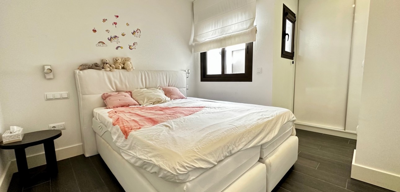 Herverkoop - Penthouse -
Guardamar del Segura - Guardamar Hills