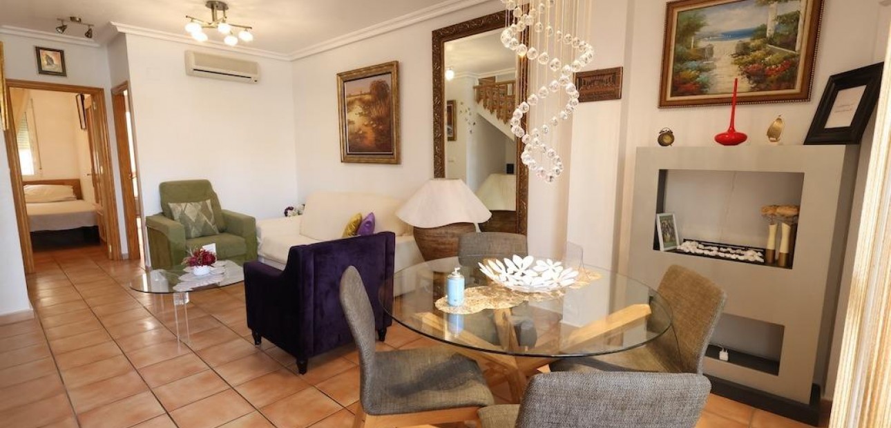 Herverkoop - Villa -
Orihuela Costa - Cabo Roig