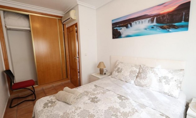 Herverkoop - Villa -
Orihuela Costa - Cabo Roig