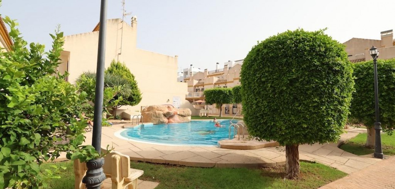Herverkoop - Villa -
Orihuela Costa - Cabo Roig
