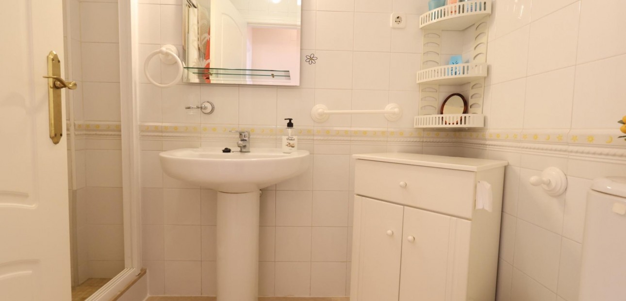 Venta - Bungalow -
Torrevieja - Aguas Nuevas