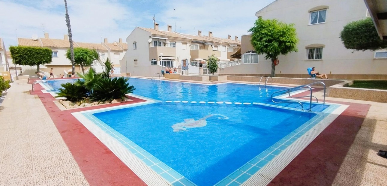 Venta - Bungalow -
Torrevieja - Aguas Nuevas