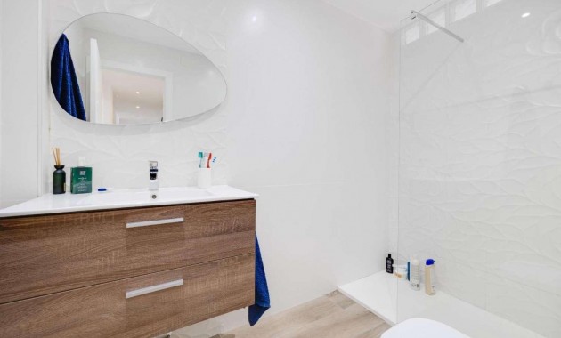 Herverkoop - Appartement / flat -
Torrevieja - Acequion