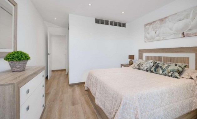 Herverkoop - Appartement / flat -
Torrevieja - Acequion