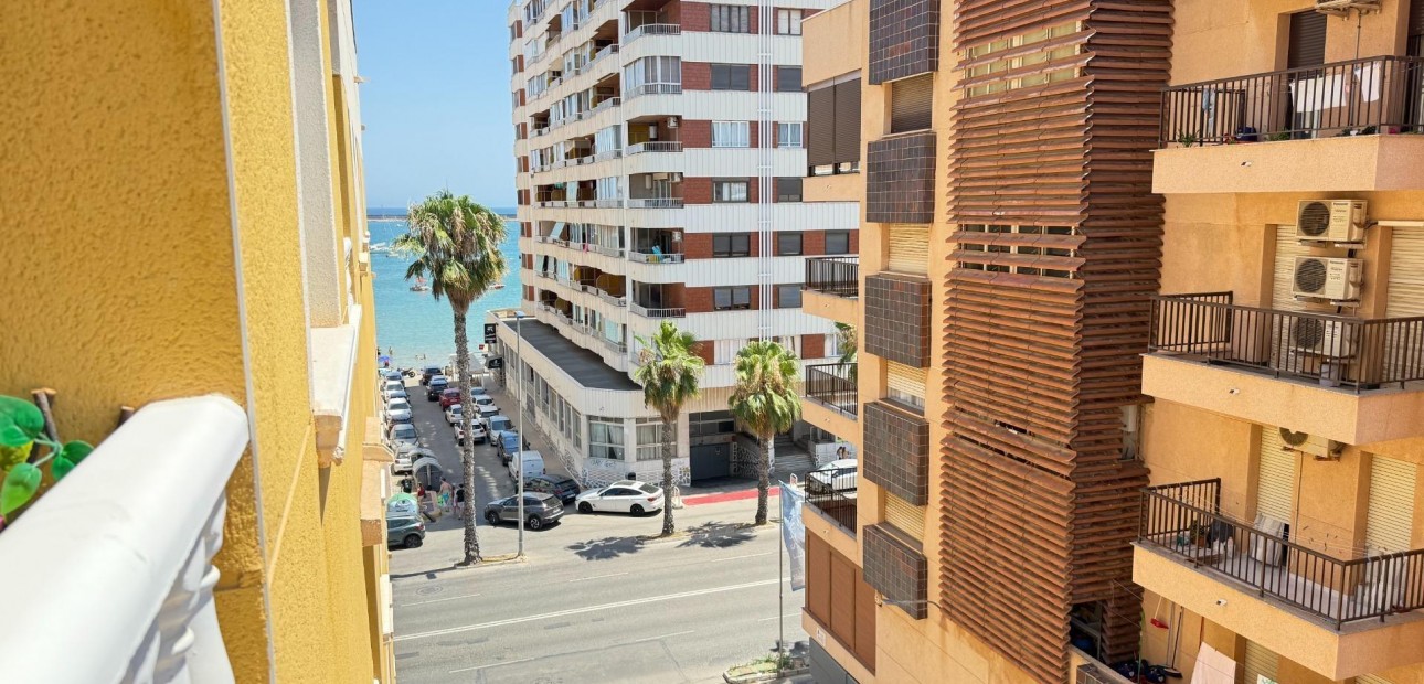 Venta - Apartamento / piso -
Torrevieja - Los Europeos