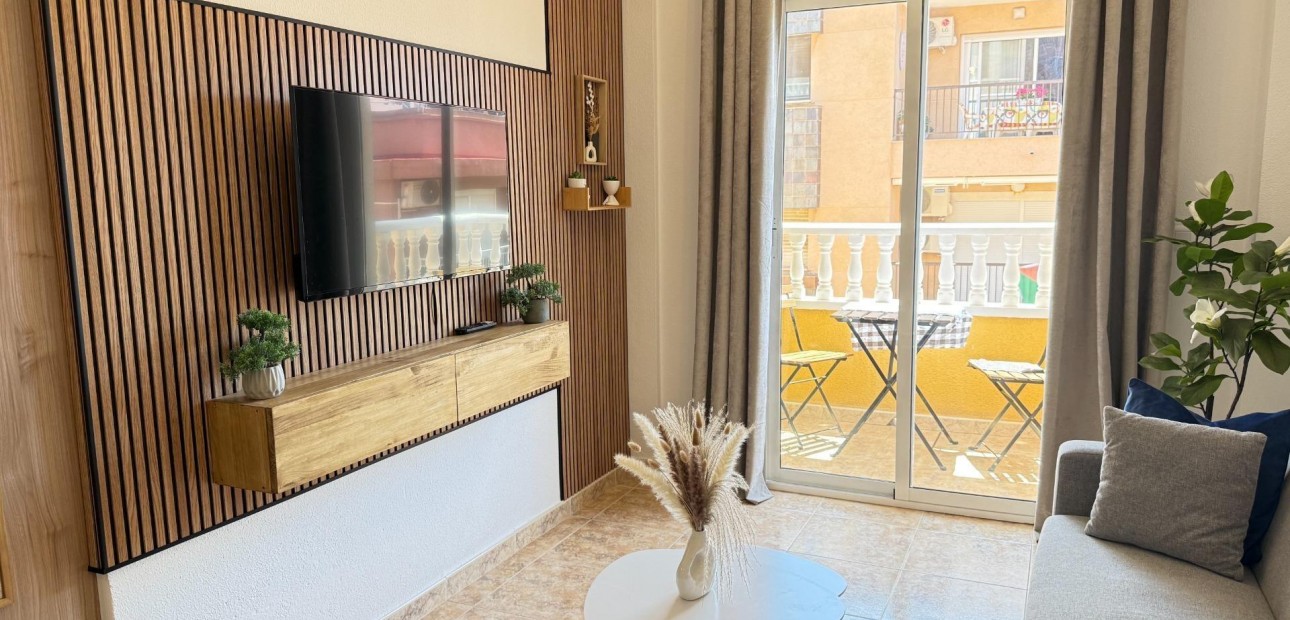 Venta - Apartamento / piso -
Torrevieja - Los Europeos