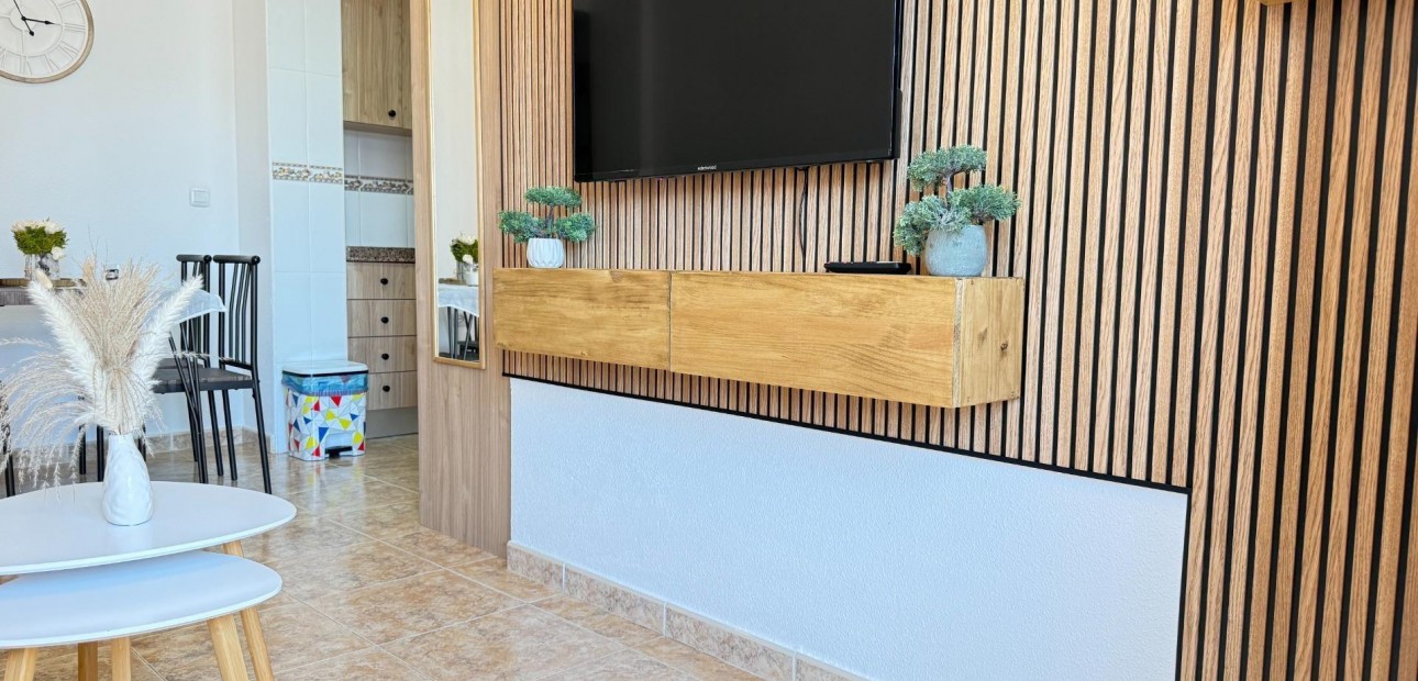 Venta - Apartamento / piso -
Torrevieja - Los Europeos