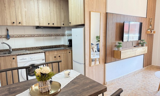 Venta - Apartamento / piso -
Torrevieja - Los Europeos