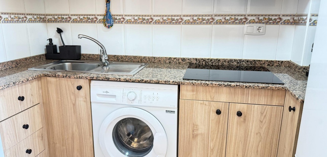 Venta - Apartamento / piso -
Torrevieja - Los Europeos