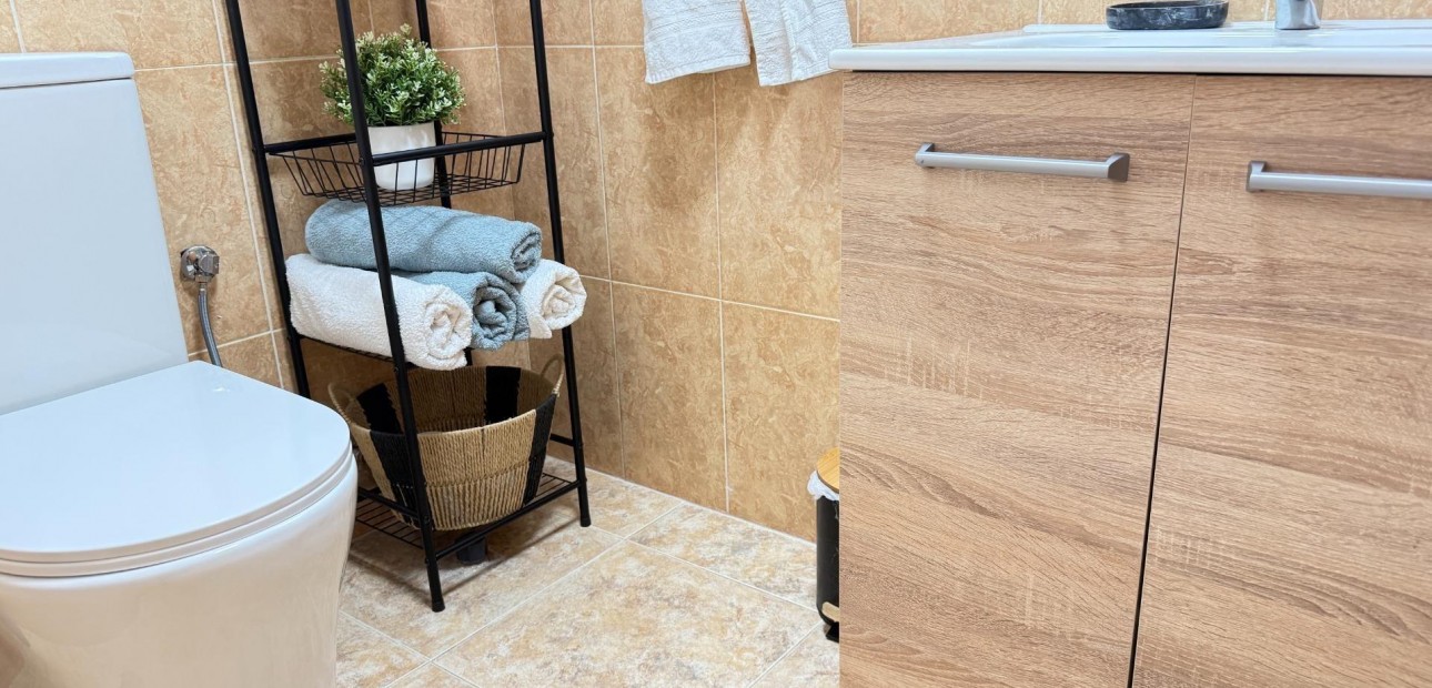 Venta - Apartamento / piso -
Torrevieja - Los Europeos