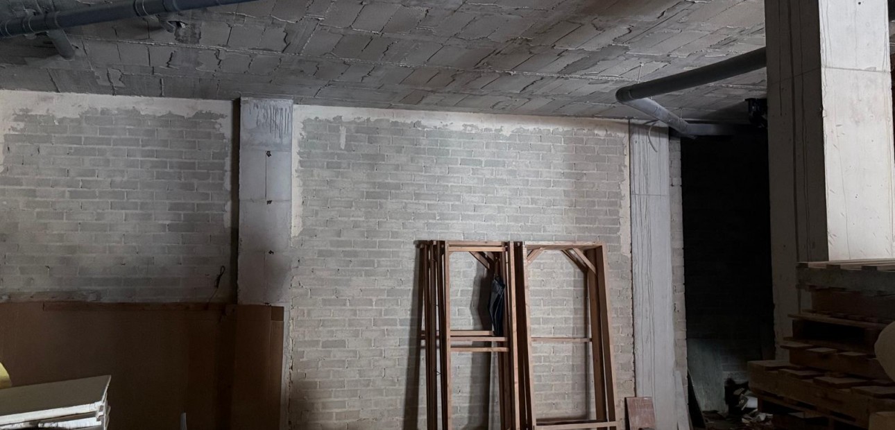 Herverkoop - Commercial Unit -
Torrevieja - torrevieja