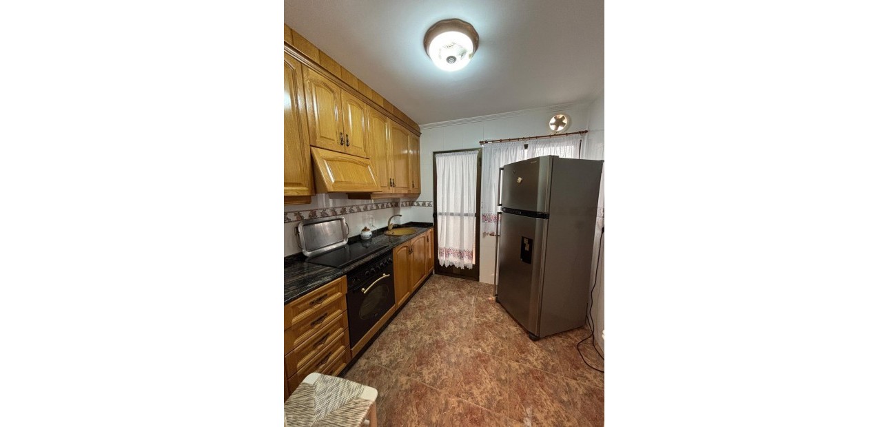 Sale - Apartment / flat -
Torrevieja - Playa del cura