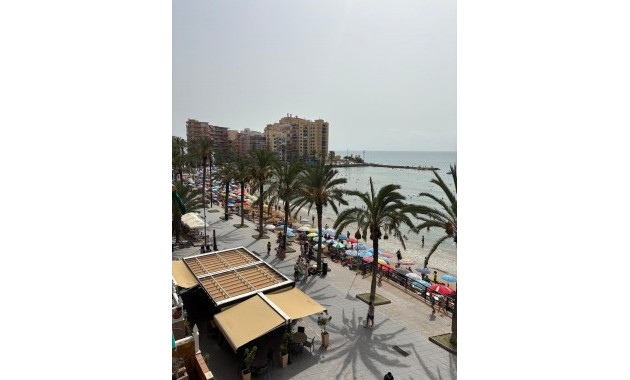 Sale - Apartment / flat -
Torrevieja - Playa del cura