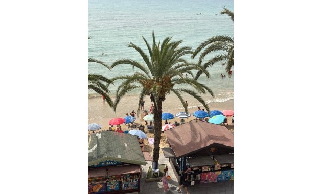 Sale - Apartment / flat -
Torrevieja - Playa del cura